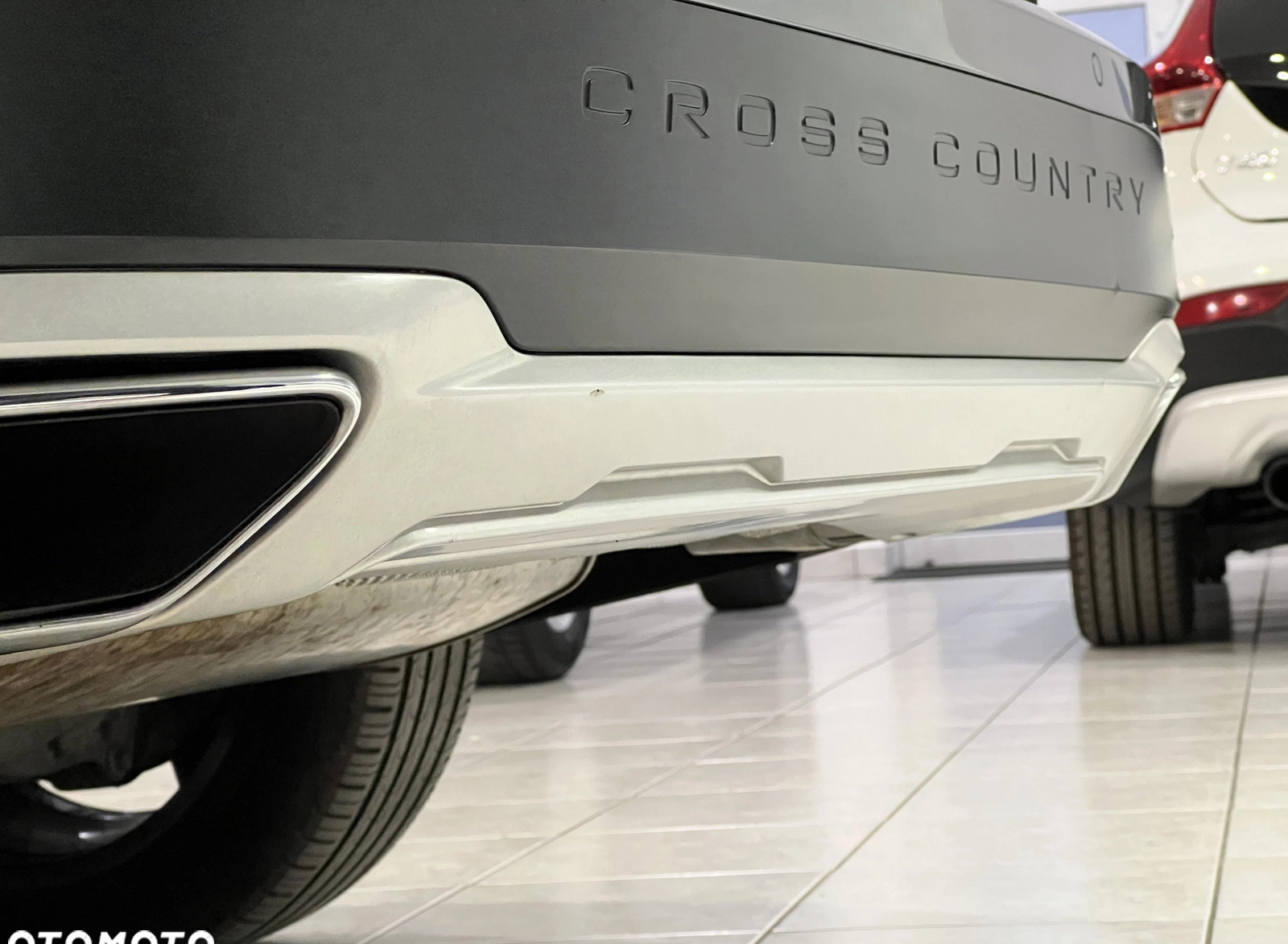 Volvo V90 Cross Country cena 147000 przebieg: 147000, rok produkcji 2017 z Bieruń małe 352
